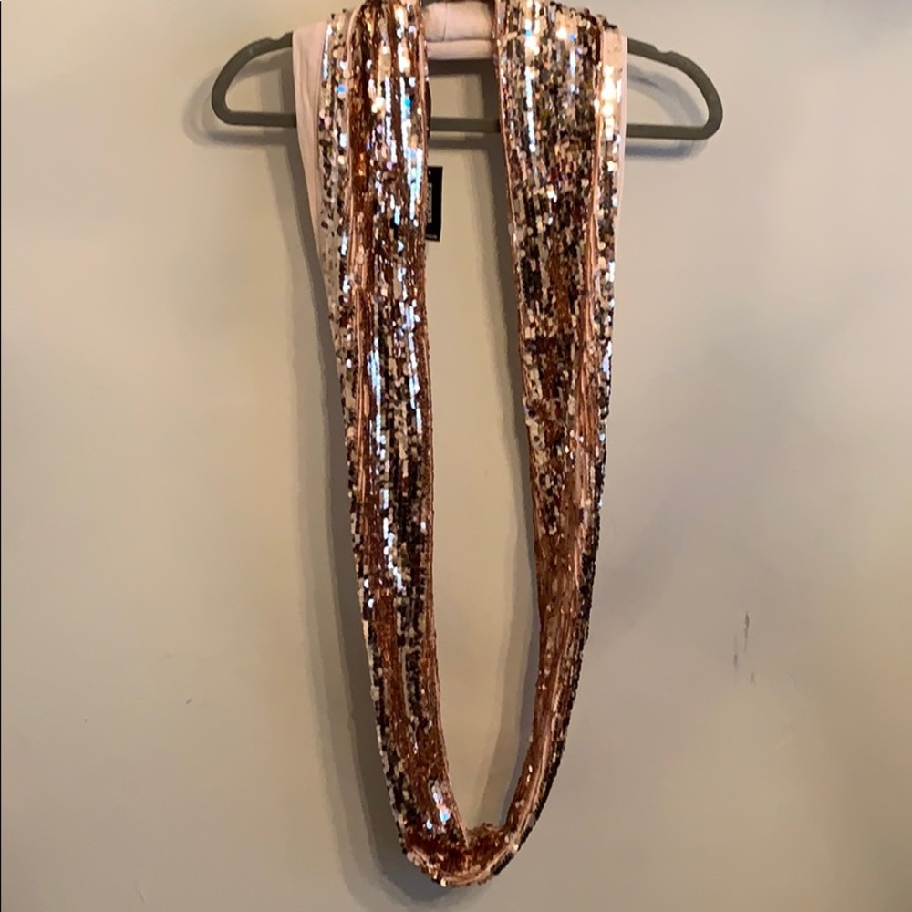 Express infinity scarf sequin